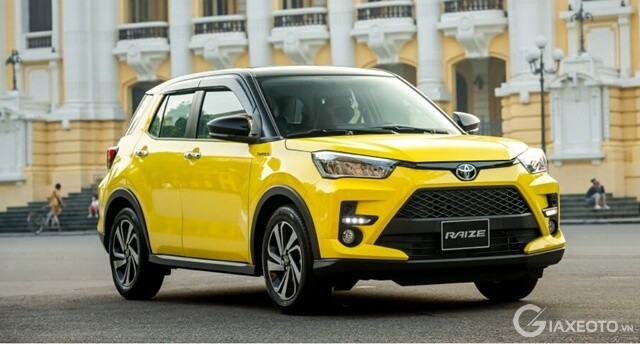 Xe 52 chỗ bán chậm nhất của Toyota tại Việt Nam lãnh án triệu hồi