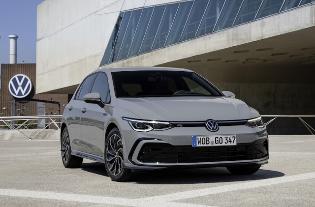 gia-xe-volkswagen-golf