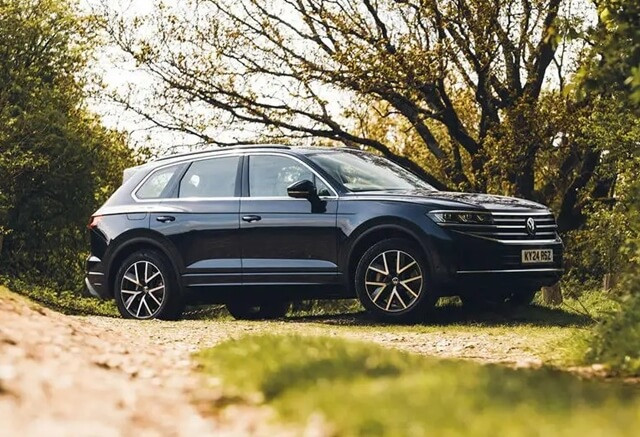 gia-xe-volkswagen-touareg-2025