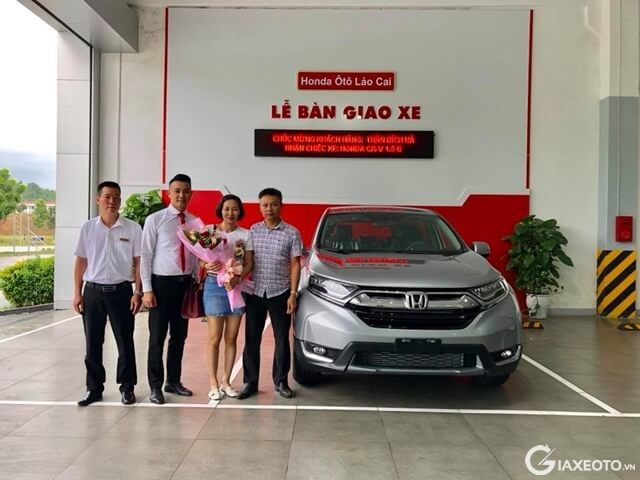 giao-xe-honda-crv-tai-honda-lao-cai-tran-hung-dao