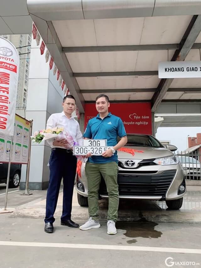 giao-xe-vios-tai-toyota-hoai-duc