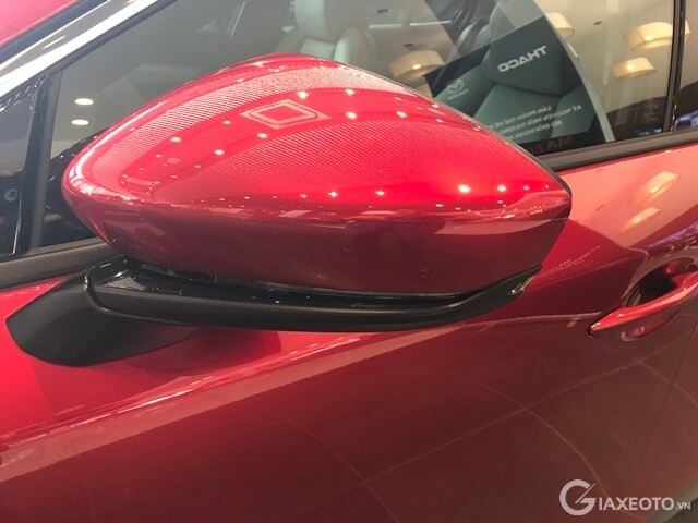 guong-chieu-hau-ngoai-xe-mazda-3