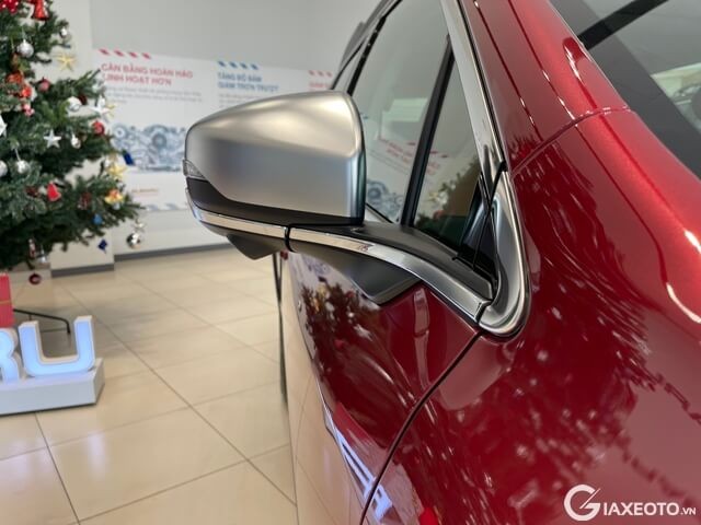 guong-chieu-hau-ngoai-xe-subaru-outback