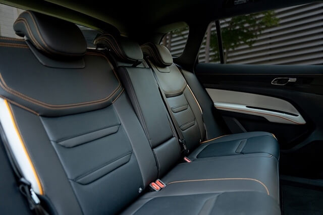 hang-ghe-sau-xe-ford-territory-sport