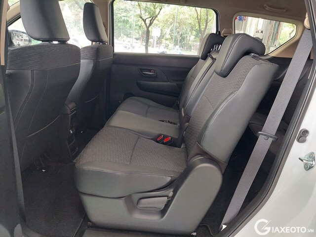 hang-ghe-thu-2-suzuki-xl7-2023