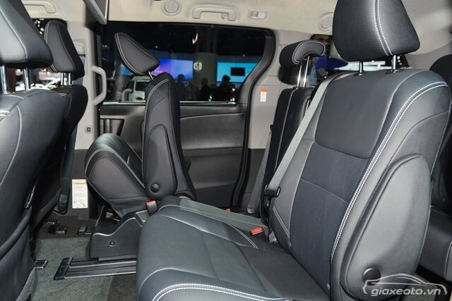 hang-ghe-thu-2-xe-toyota-sienna