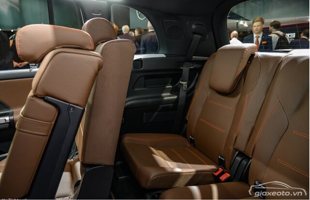 hang-ghe-thu-3-xe-mercedes-benz-glb200