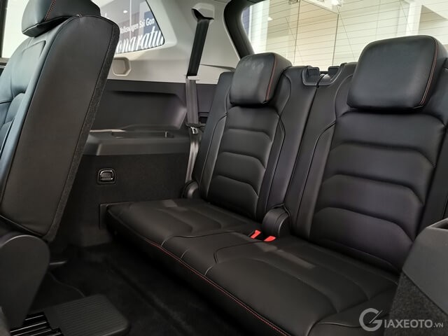 hang-ghe-thu-3-xe-volkswagen-tiguan-elegance