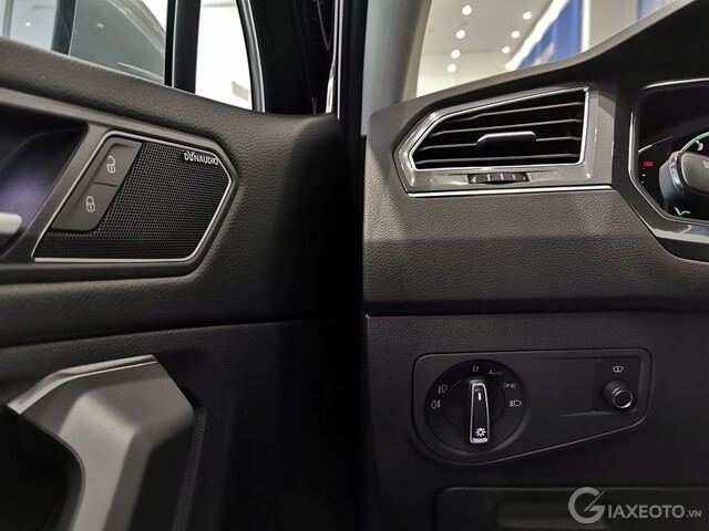 he-thong-am-thanh-xe-volkswagen-tiguan-luxury-s