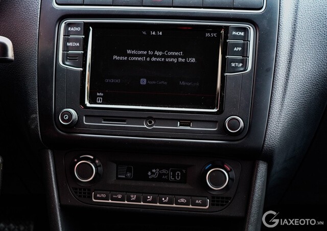 he-thong-giai-tri-xe-volkswagen-polo