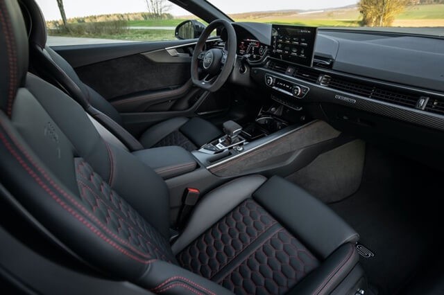 he-tange-tin-Audi-RS5-2021