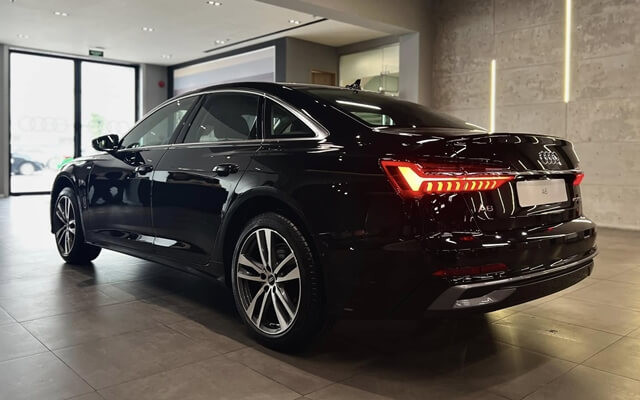 /hong-xe-audi-a6-2025