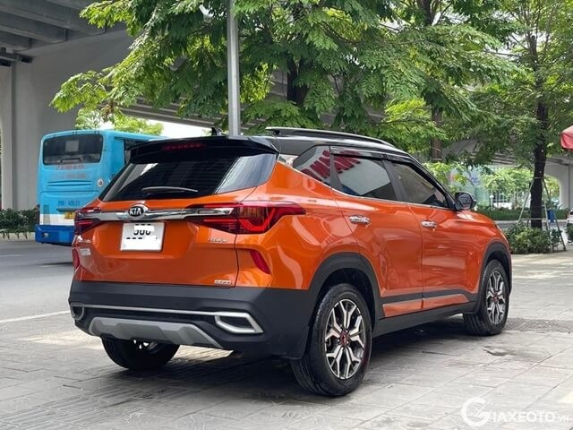 hong-xe-kia-seltos-2020-mau-cam