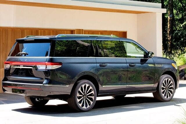 hong-xe-lincoln-navigator