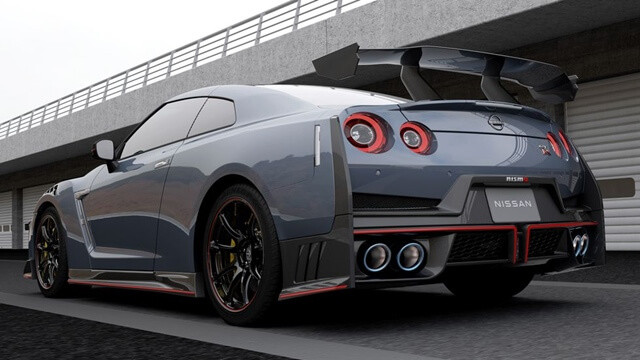 duoi-xe-nissan-gt-r