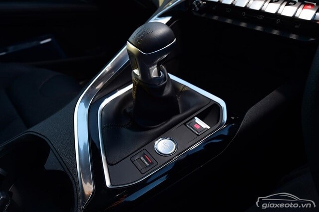 hop-so-xe-peugeot-3008-2020