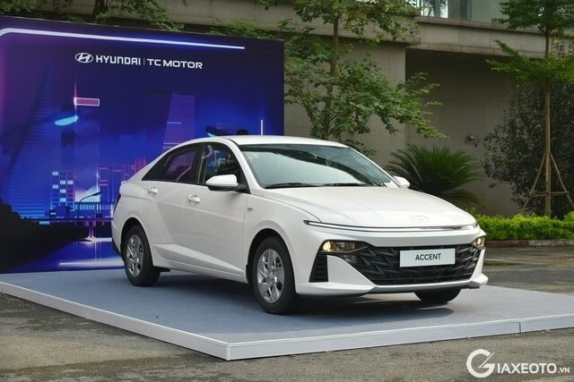 hyundai-accent-1_5MT