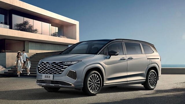 hyundai-custo-2025-facelift-co-gi-moi