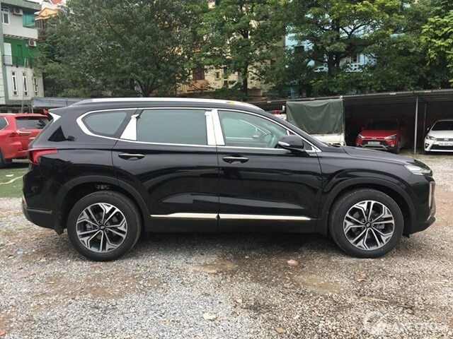 hyundai-santafe-mau-cat-vang