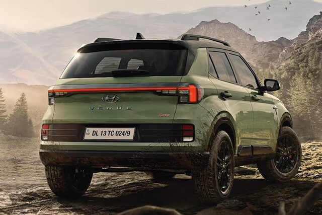 hyundai-venue-adventure-2025