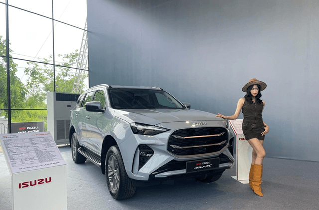 isuzu-mu-x-ra-mat-ban-facelift