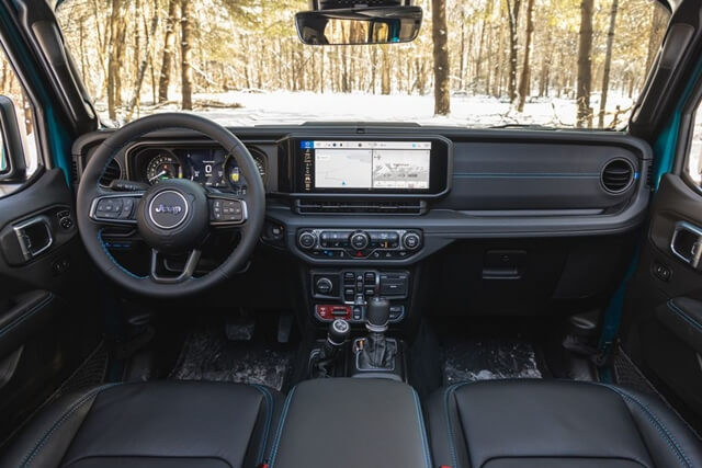 jeep-wrangler--2025-noi-that