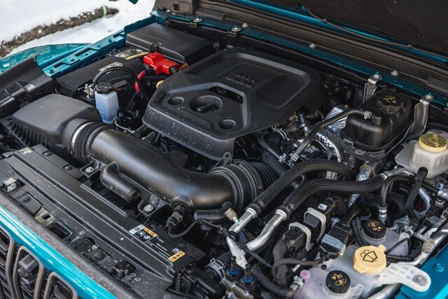 jeep-wrangler-dong-co