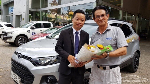 khach-hang-danh-gia-sai-gon-ford-cao-thang-ho-chi-minh