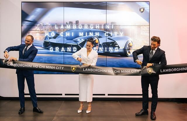 khai-truong-dai-ly-lamborghini-ho-chi-minh-city