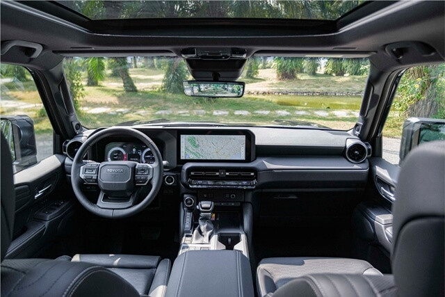 khoang-cabin-xe-toyota-prado
