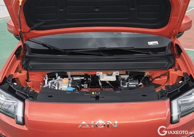 khoang-dong-co-xe-aion-v