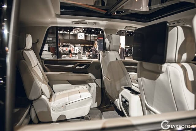 khoang-hanh-khach-xe-gmc-yukon-denali
