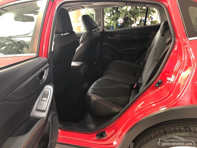 khoang-hanh-khach-xe-subaru-xv