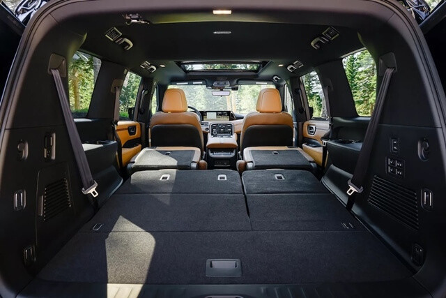 khoang-hanh-ly-xe-nissan-patrol