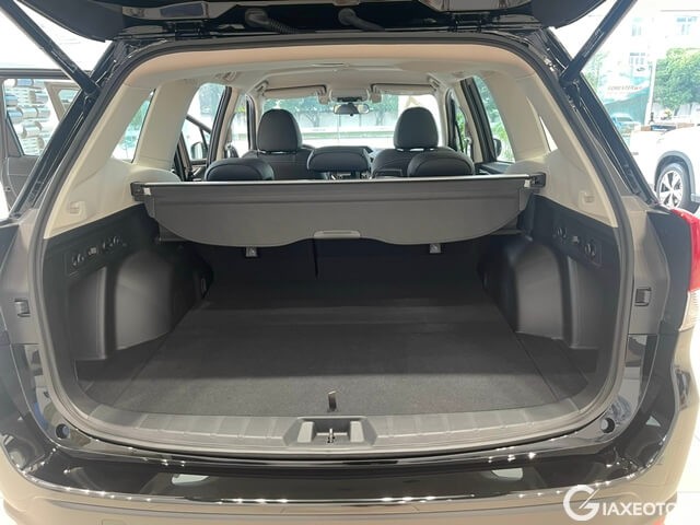 khoang-hanh-ly-xe-subaru-forester-2023