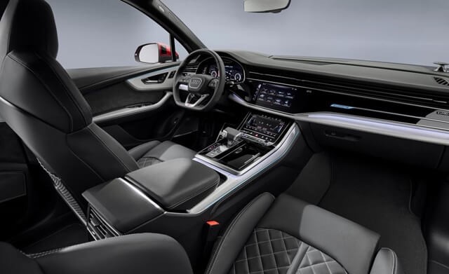 khoang-lai-xe-audi-q7