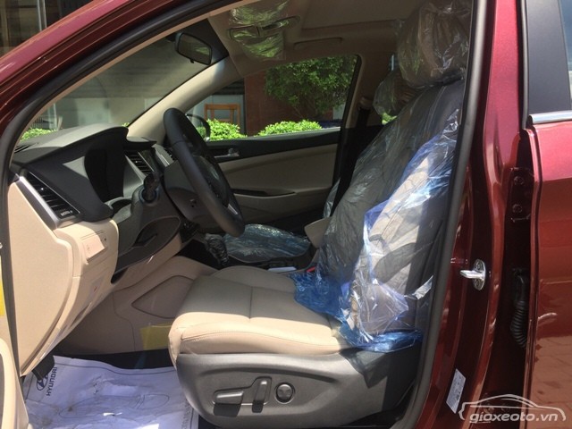 noi-that-khoang-lai-xe-hyundai-tucson-may-dau