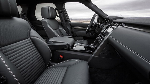 khoang-lai-xe-land-rover-discovery