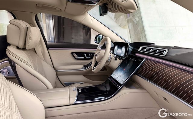 khoang-lai-xe-mercedes-maybach-s680