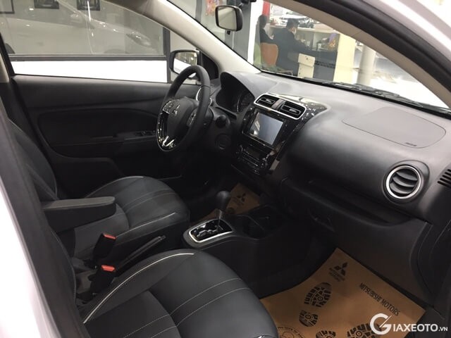 khoang-lai-xe-misubishi-attrage