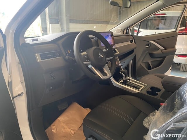 khoang-lai-xe-mitsubishi-xpander-2023