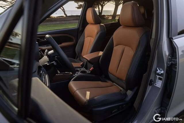 khoang-lai-xe-subaru-forester-2025