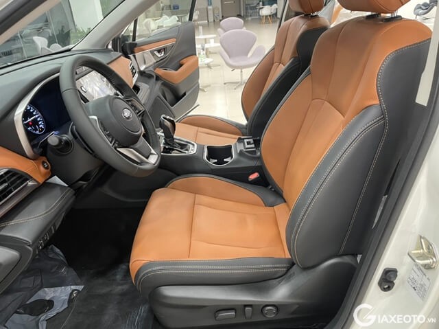khoang-lai-xe-subaru-outback