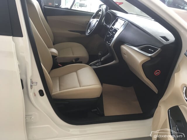 noi-that-khoang-lai-xe-toyota-yaris-2018-2019