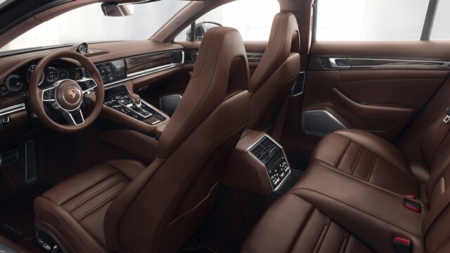 khoang-xe-porsche-panamera-turbo-sport-turismo