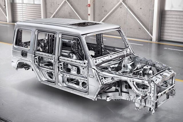 khung-gam-xe-Mercedes-Benz-G350d