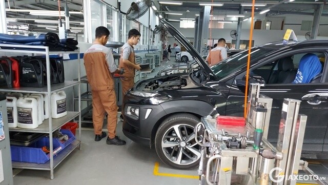ky-thuat-vien-sua-chua-chung-hyundai-tay-ninh