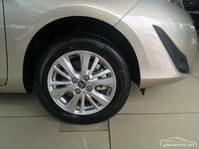 lazang-xe-toyota-vios