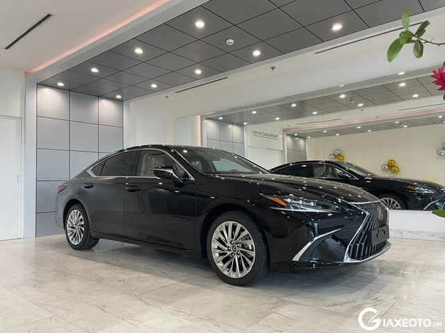 lexus-es250-2024-tai-viet-nam