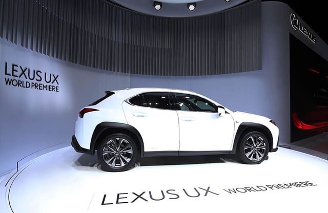 lexus-ux250h-ux200-ux250-ra-mat